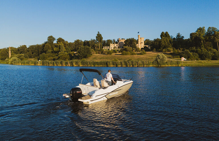 Quicksilver Activ 605 Sundeck Bild 9