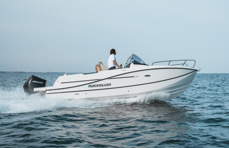 Quicksilver Activ 755 Sundeck Bild 11