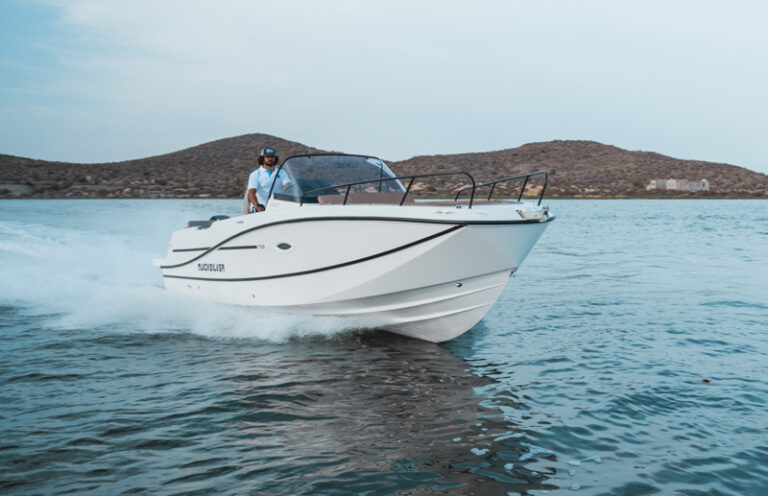Quicksilver Activ 755 Sundeck Bild 18
